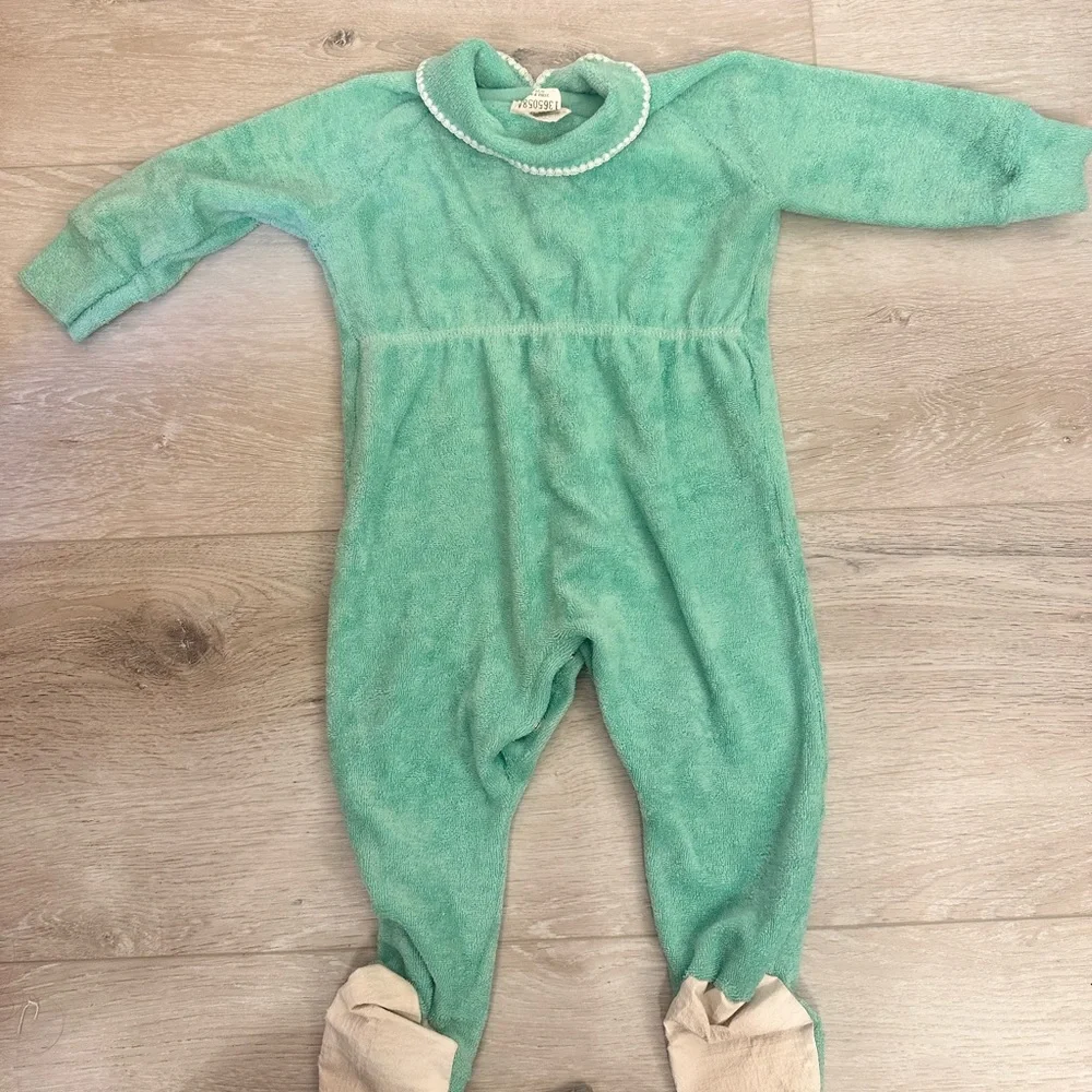 Vintage 80s Disney Winnie the Pooh Terry Cloth Footed Sleeper USA